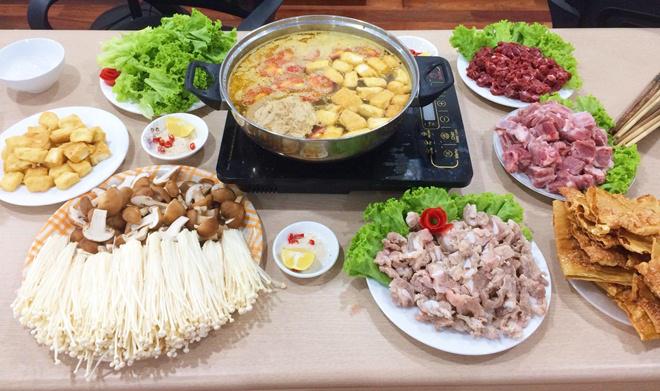 thuong vo ban, chong lao vao com nuoc ho, ai ngo co ngay thanh dau bep gia dinh tai ba - 1