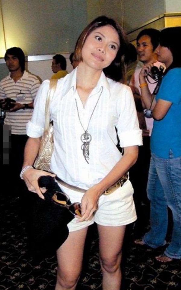 "tra thu" chong cu bac beo, me hai con lot xac quyen ru, cap trai tre kem 2 con giap - 2