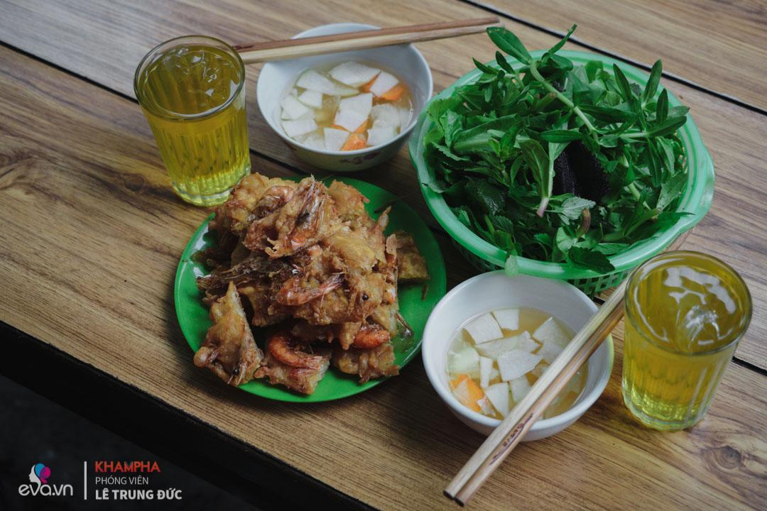 me ha noi tay trang ban banh tom chi chuc m2 nuoi ca gia dinh 4 nguoi - 17