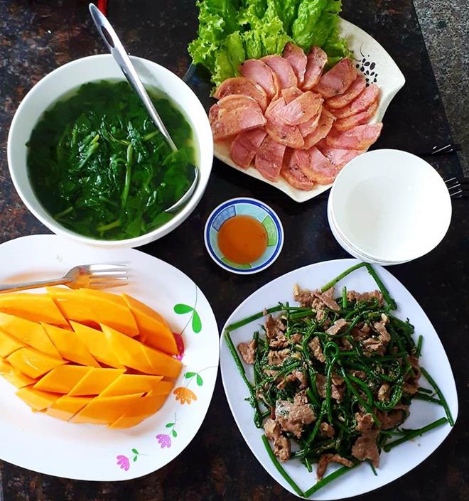 me dam da nang khoe nhung mam com ngon hap dan gia chi tu 50 - 100 nghin dong - 11