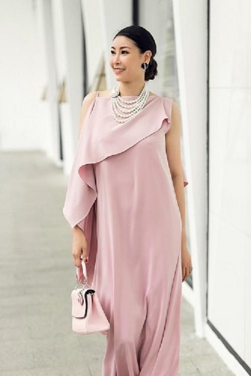 ep can thanh cong, "hoa hau 3 con" ha kieu anh khoe dang khien chong khong the roi mat - 5