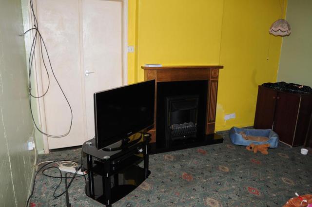 tam tham duoi goc cay to cao toi ac giet bo cua nguoi phu nu tu 12 nam truoc - 2