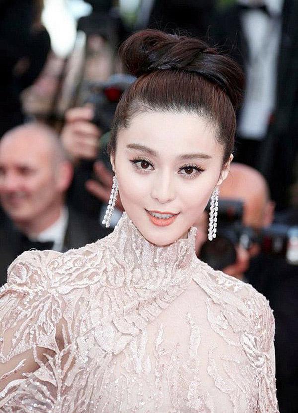 dau can cau ky, pham bang bang cung chi ton 3 phut bui toc de thu hut moi anh nhin - 1