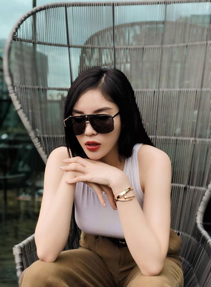 h' hen nie va ha kieu anh dep bat phan thang bai voi vay bat doi xung - 9