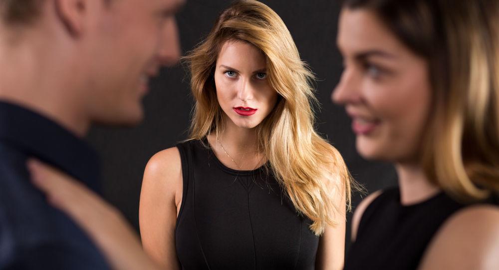 tin tuc 24h: ket dang cua nguoi chong len mang chat sex gap dung doi tuong la…chi vo - 1