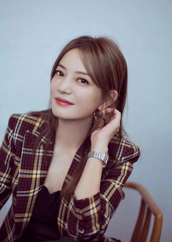 “cach cach” trieu vy manh danh den kho tin sau thoi gian dai len can xo xe - 10