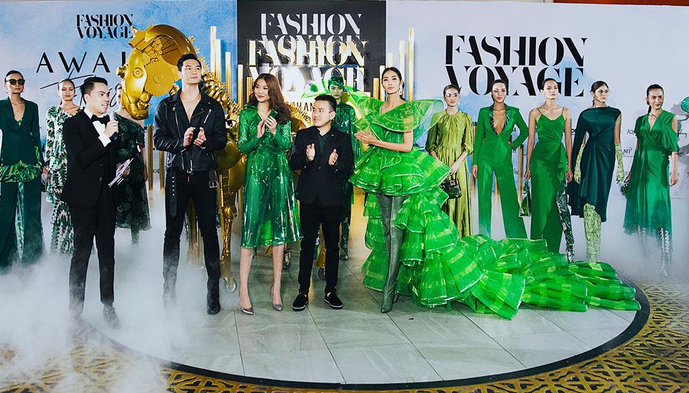 mac troi do mua, thanh hang van lam nu than hoa va me thien nhien day ngoan muc - 7