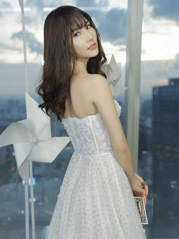 diem my 9x "tu che" mat na tai gia, tu anh lan da dua chuot giup da trang bat tong - 5