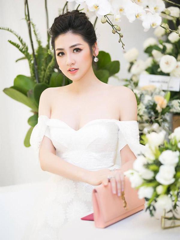 diem my 9x "tu che" mat na tai gia, tu anh lan da dua chuot giup da trang bat tong - 6