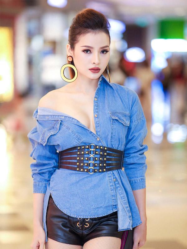 diem my 9x "tu che" mat na tai gia, tu anh lan da dua chuot giup da trang bat tong - 16