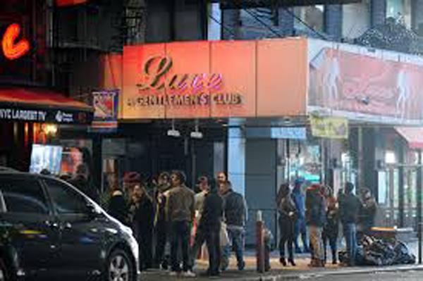 tham nhạp ỏ "nhèn nhẹn" tha rong nguc gạ quy ong "vui ve" giũa duòng - 2