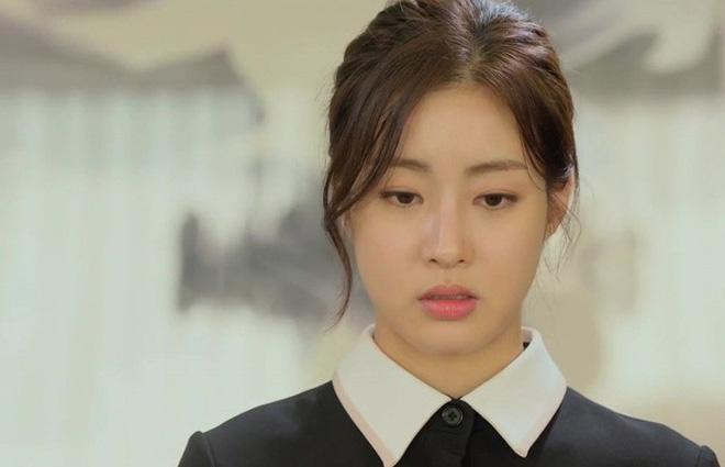 mat ca thanh xuan, tuoi tre doi con gai chi vi tu thu tham doc cua me ban trai - 2
