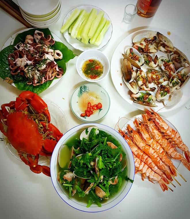 me dam khoe nhung bua an hap dan cho "ngay chan com cha biet an gi" - 4