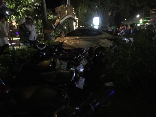 uoc mo dang do cua 2 nu sinh chet tuc tuoi duoi banh xe "dien" - 2