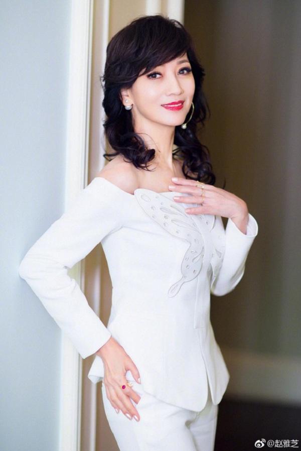 64 tuoi ma trong nhu thieu nu, vi quan am dep nhat man anh hoa ngu co bi quyet gi? - 7