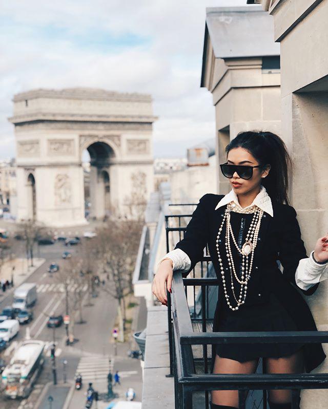 diem trung hop bat ngo tu bo tu xinh dep cua "hoi con nha giau" viet nam - 1