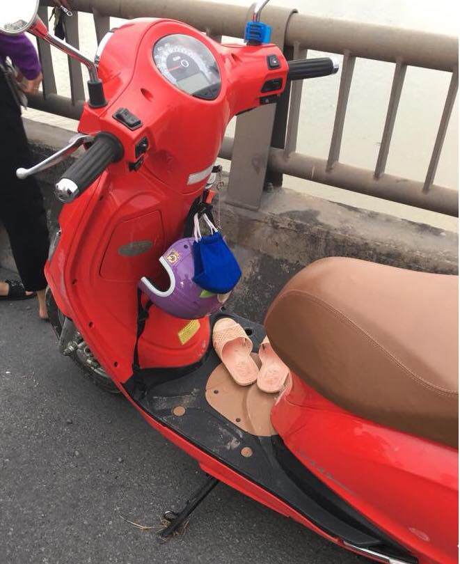 nu giao vien dang mang thai nhay cau tu tu de lai la thu: “chuc chong yeu hanh phuc” - 1