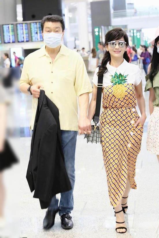 dang thon, mac do nhu gai tre, it nguoi tin nu dien vien nay da gan 70 tuoi! - 12