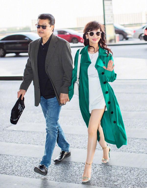 dang thon, mac do nhu gai tre, it nguoi tin nu dien vien nay da gan 70 tuoi! - 15