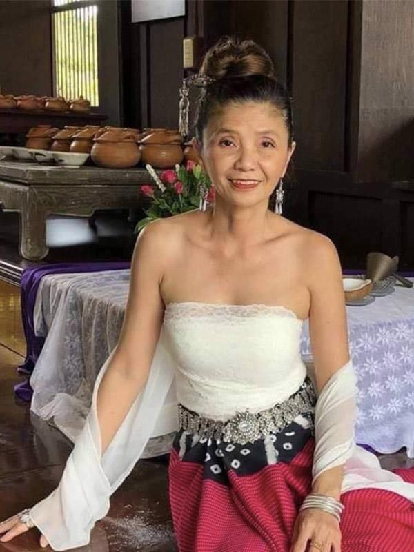 su that ve ve ngoai nuot na cua cu ba 71 tuoi dang lam cong dong mang "day song" - 7