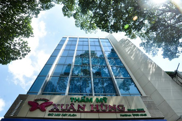 den trung tam chong lao hoa xuan hung lam dep voi gia sieu uu dai trong dip sinh nhat - 1