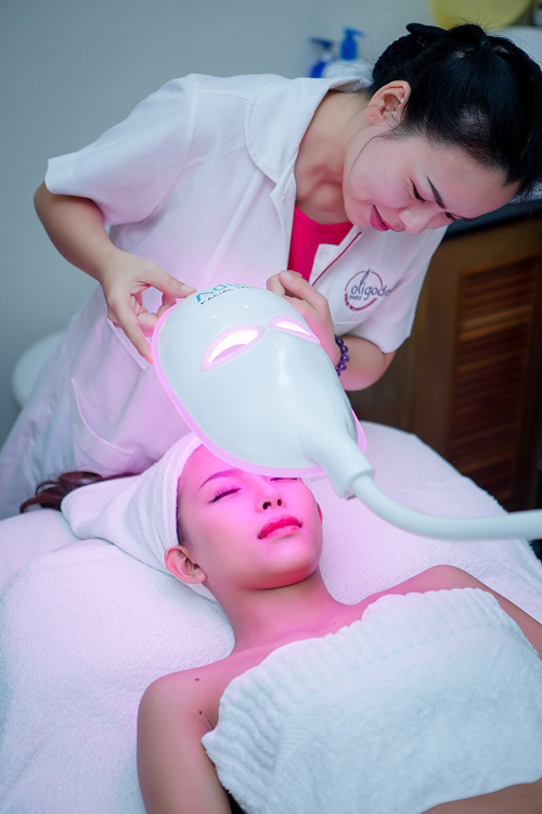 den trung tam chong lao hoa xuan hung lam dep voi gia sieu uu dai trong dip sinh nhat - 3