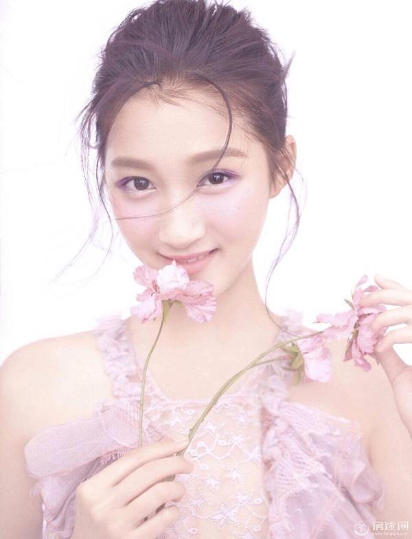 "em gai quoc dan" xu trung dep nhu tien ma chang ton mot xu nho nho nuoc vo gao - 5