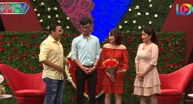 tuot mat nu thu ky giam doc xinh nhu hotgirl, anh chang cuoi nhu meu tren song truyen hinh - 7