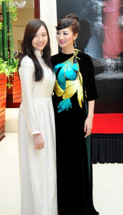 anh sa: con gai duoc huong "gen my nhan" tu me cua hoa hau giang my nay da lon - 8