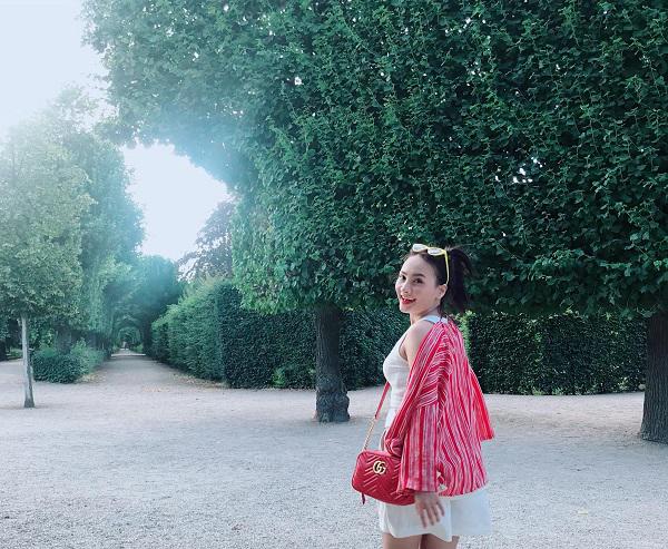 nhan sac ke tam lang, nguoi nua can cua hai "nang dau" bi ghet nhat truyen hinh viet - 11