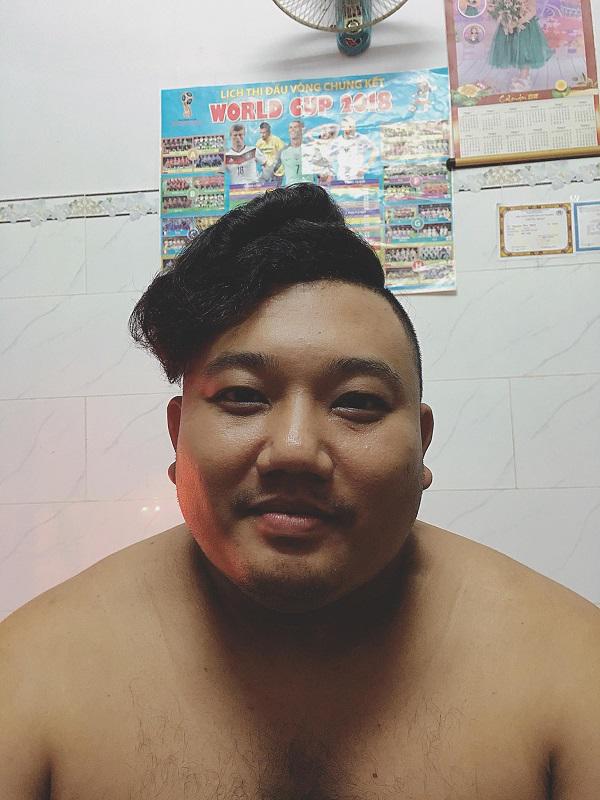 vo tre khoe tay nghe ba dao “1 phut-7 kieu toc” bien chong thanh dan truong toi chi pheo - 7