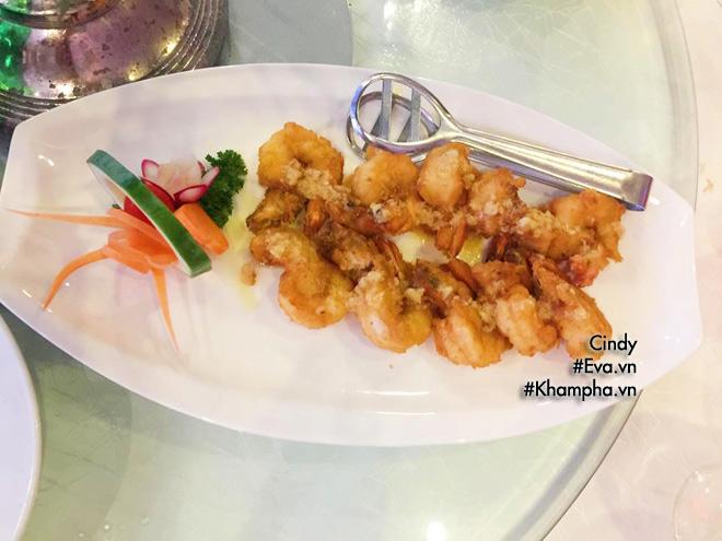 to chuc dam cuoi sang trong nhung tiec dai khach cua a hau tu anh don gian bat ngo - 7