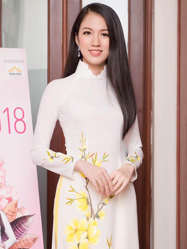 bien tap vien vtv4 tung duoc pham huong "day do" quyet tam thi hoa hau viet nam - 6