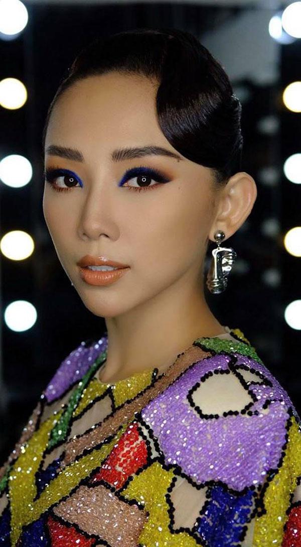 huyen my tong xuyet tong cam xinh nhu nang tho, yaya truong nhi "kem sac" vi bong dau? - 1