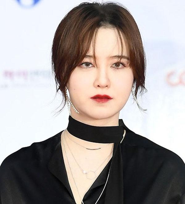 huyen my tong xuyet tong cam xinh nhu nang tho, yaya truong nhi "kem sac" vi bong dau? - 13