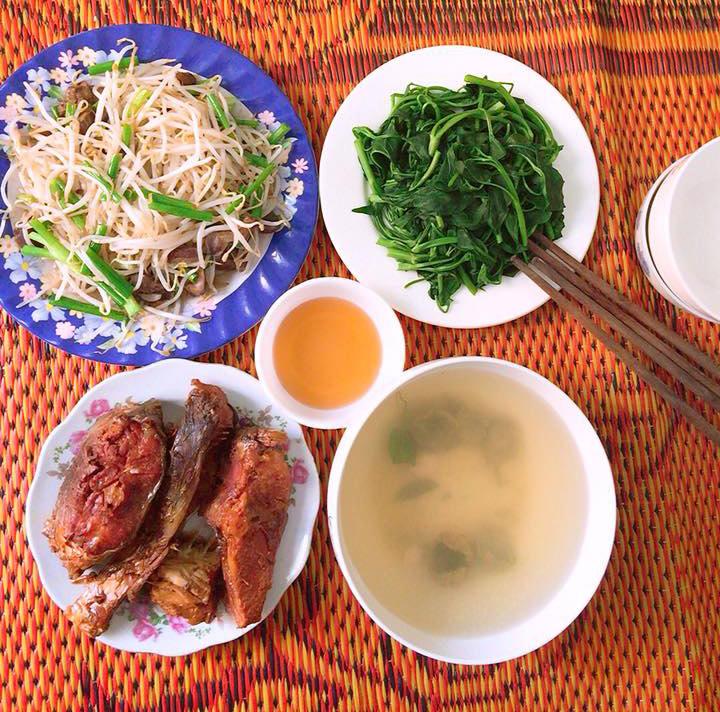 co vo tu tin day chi em nau com ngon voi 35.000, dan tinh cuoi ngat vi toan mon luoc - 3