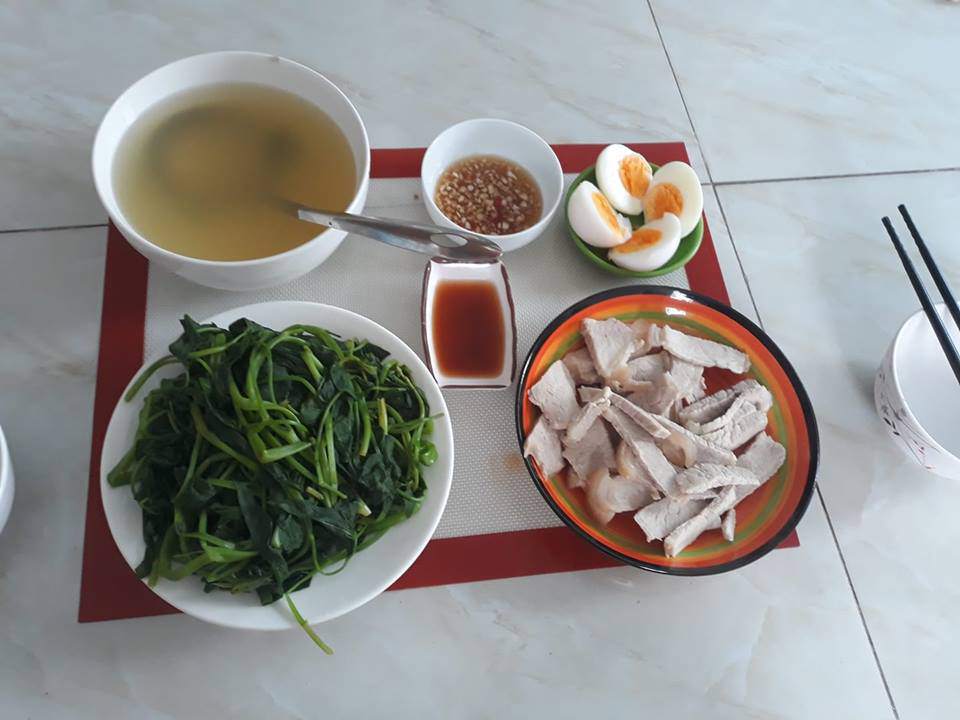 co vo tu tin day chi em nau com ngon voi 35.000, dan tinh cuoi ngat vi toan mon luoc - 2