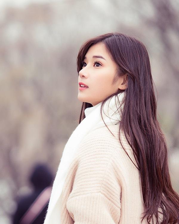 hoang yen chibi: “ngoai tru da den con lai deu on” va bi quyet de mai mai tuoi 20 - 14