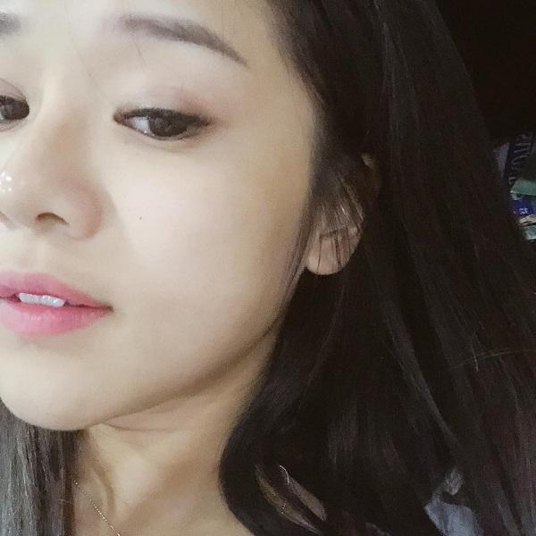 hoang yen chibi: “ngoai tru da den con lai deu on” va bi quyet de mai mai tuoi 20 - 5