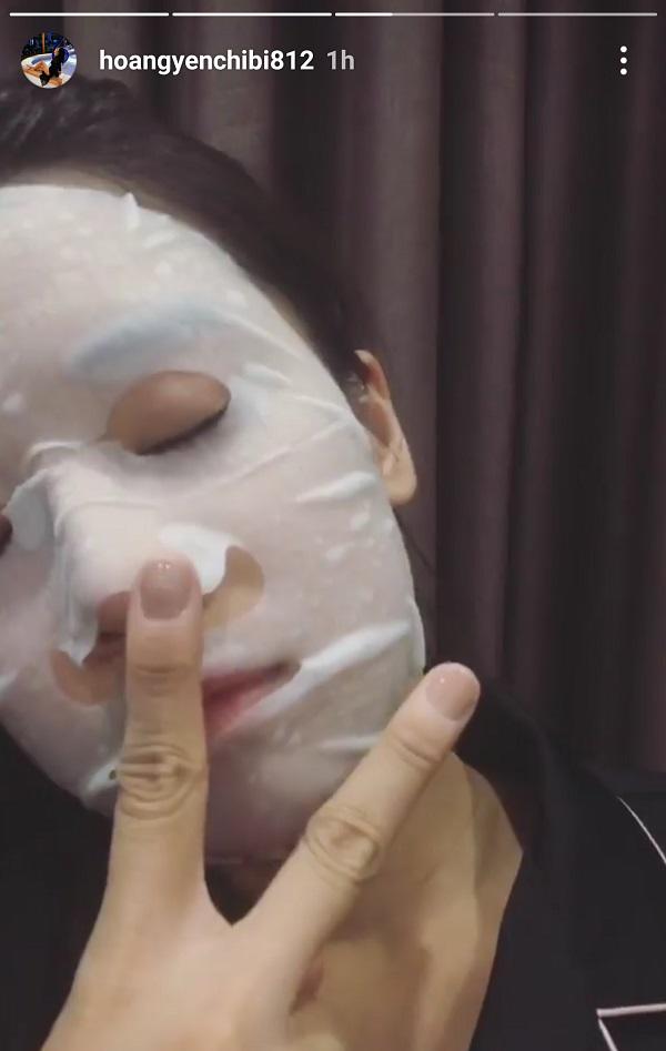 hoang yen chibi: “ngoai tru da den con lai deu on” va bi quyet de mai mai tuoi 20 - 6