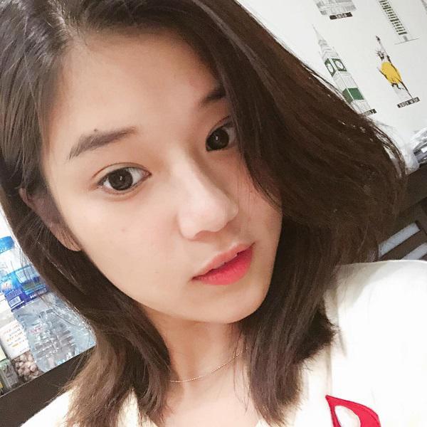 hoang yen chibi: “ngoai tru da den con lai deu on” va bi quyet de mai mai tuoi 20 - 7