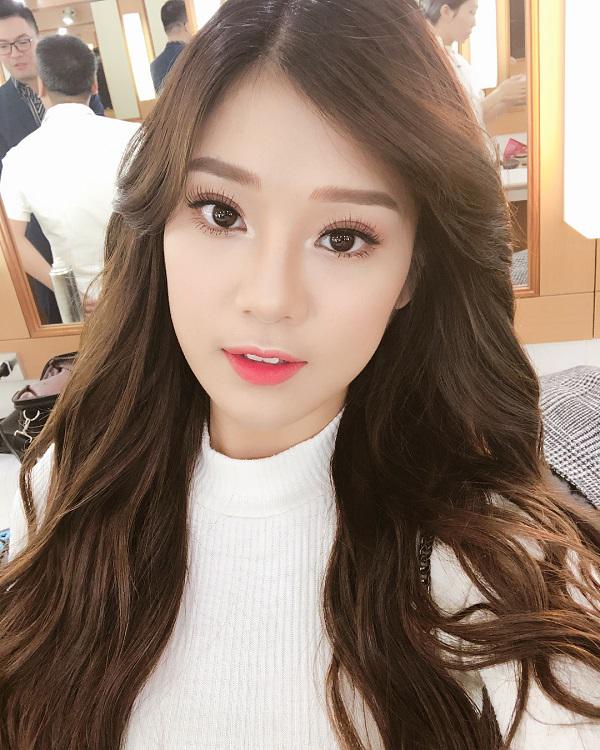 hoang yen chibi: “ngoai tru da den con lai deu on” va bi quyet de mai mai tuoi 20 - 17