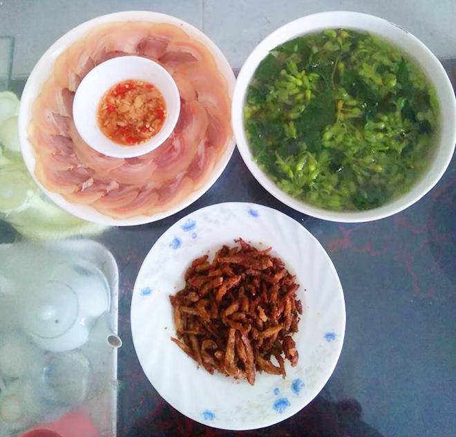 me nam dinh khoe nhung mam com ngon re khien ban be bat ngo hoi "phai may khong day" - 14