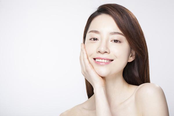 nhung mon my pham huyen thoai, neu con ban thi chi em vua tiet kiem tien lai vua dep roi! - 3