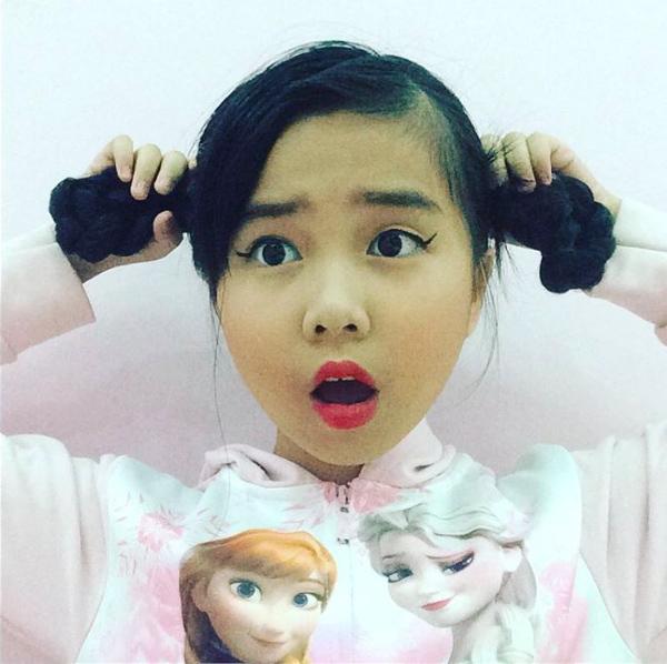 tre em tap tanh make up: tai khong doi tuoi hay noi lo so con "chin som" cua cha me? - 3