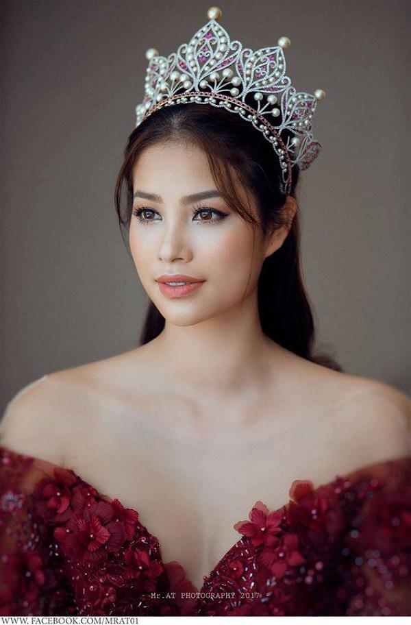 muon xinh dep va noi bat hon, hay nhin cach pham huong trang diem ma hoc tap - 7