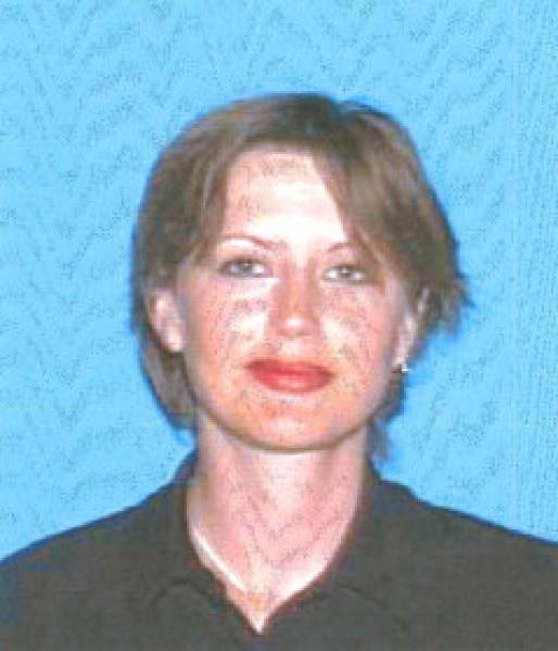 chet dieng vi bi “cam sung” nhieu nam ma khong biet, chong dien cuong sat hai vo con - 2