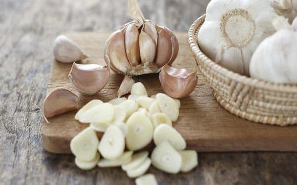 ap dung 5 cach tri mun tham 100% thien nhien de lay lai lan da cang bong, min mang - 9