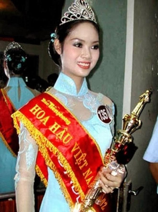 hoa hau viet nam thuong la "nu hau" chua he, chua no da do sac xu nguoi - 2