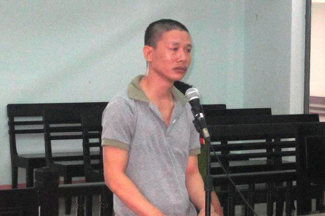 thanh nien 24 tuoi hiep dam cu ba 70 tuoi xong lan ra ngu - 1